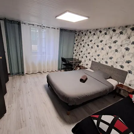 Nancyroom 2*