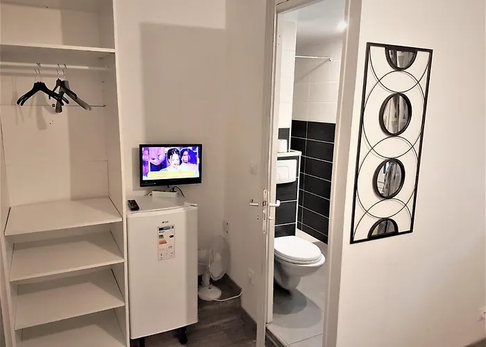 Nancyroom Hotel apartamentowy 2*