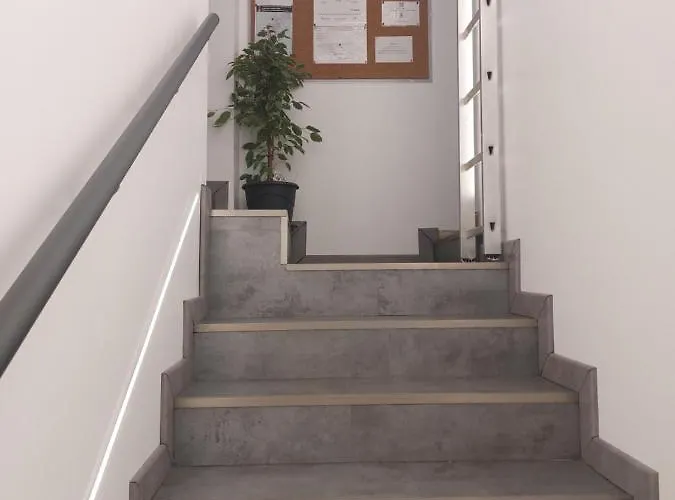 Nancyroom アパートホテル